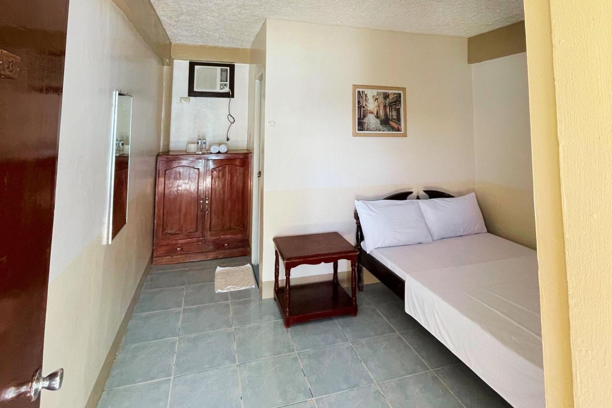 Durhan White Beach Resort Powered By Cocotel Tabuelan Exteriér fotografie