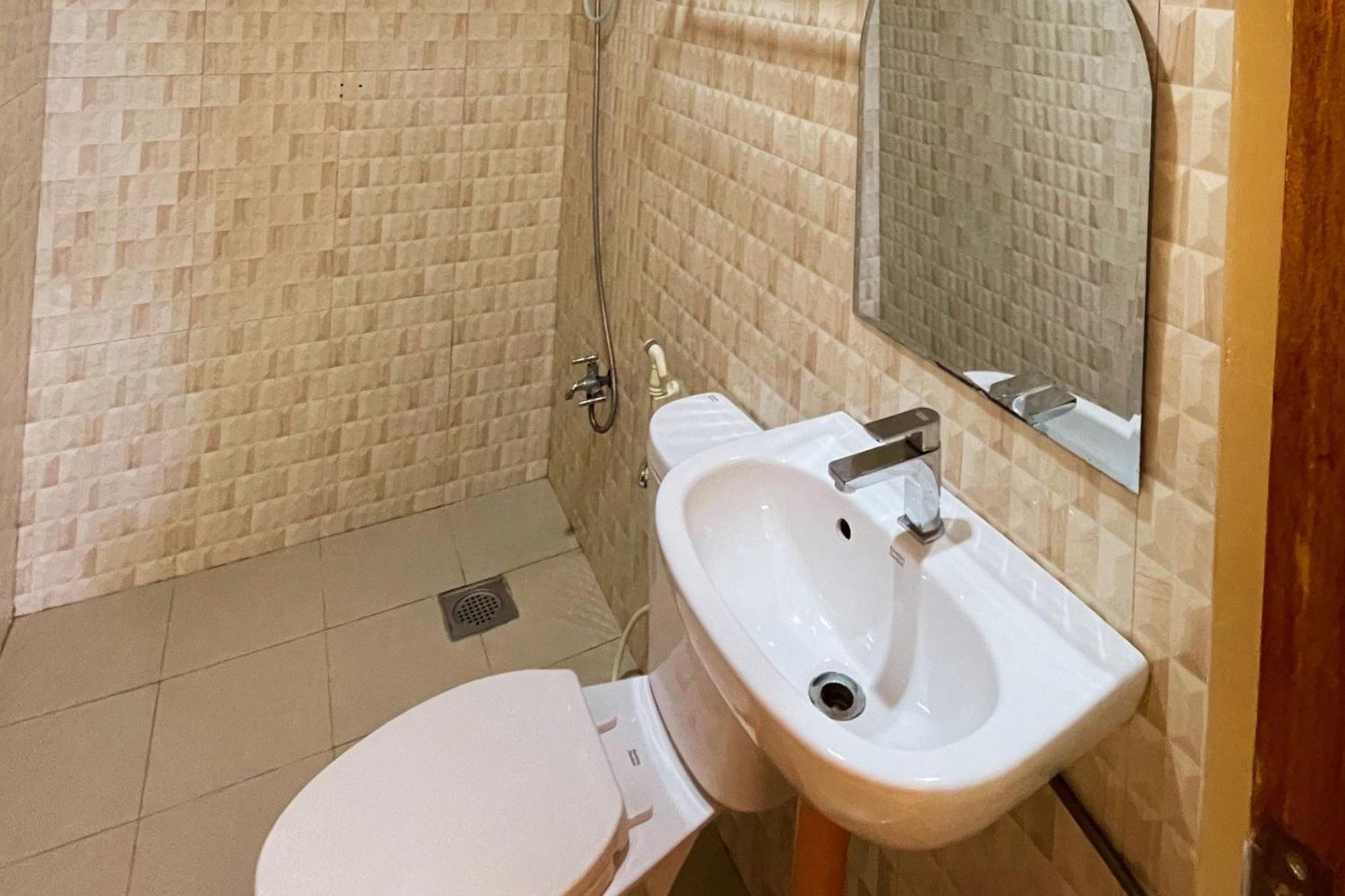 Durhan White Beach Resort Powered By Cocotel Tabuelan Exteriér fotografie