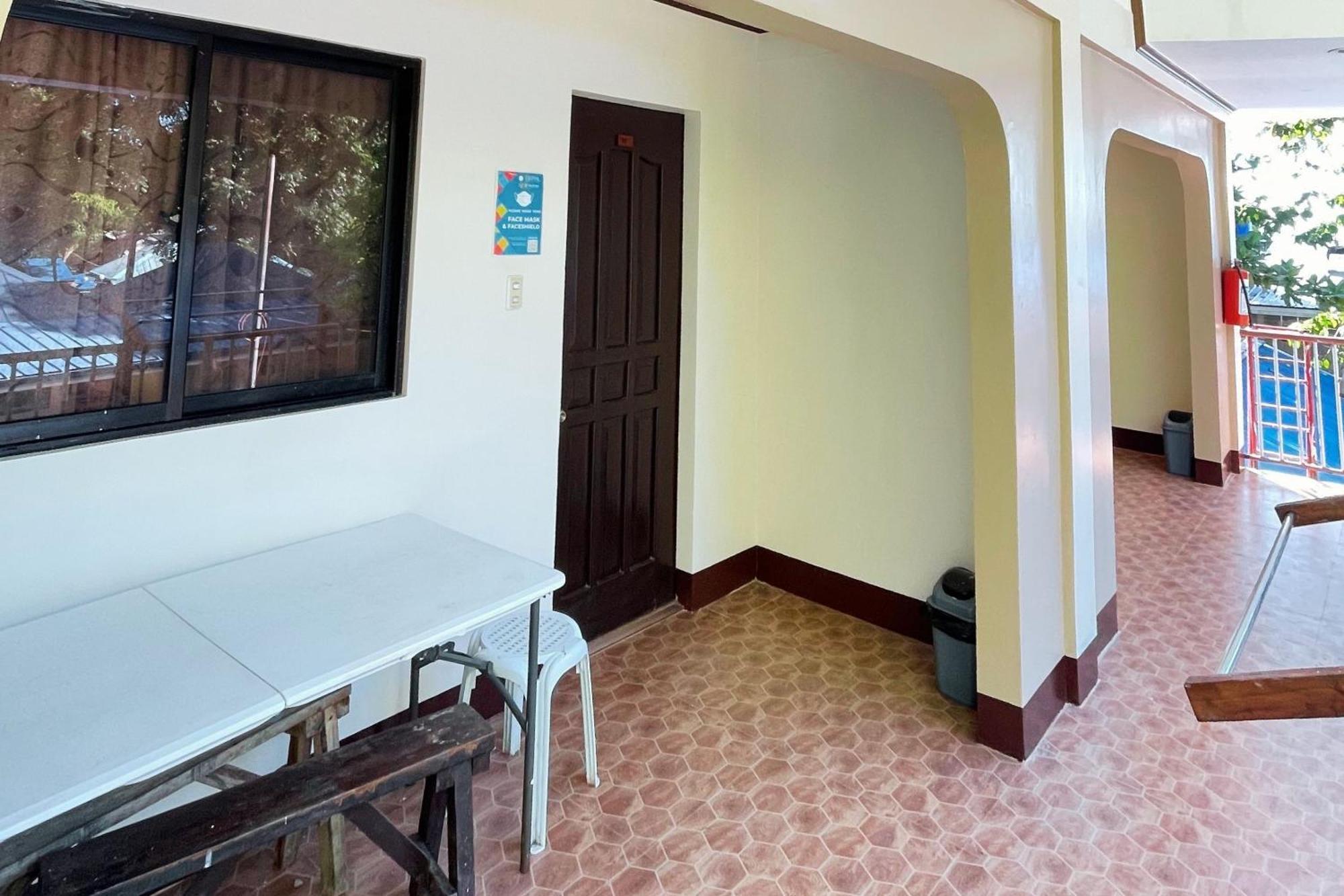 Durhan White Beach Resort Powered By Cocotel Tabuelan Exteriér fotografie