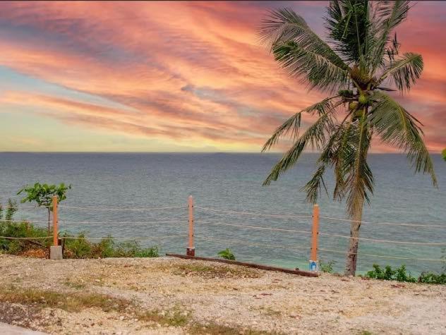 Durhan White Beach Resort Powered By Cocotel Tabuelan Exteriér fotografie