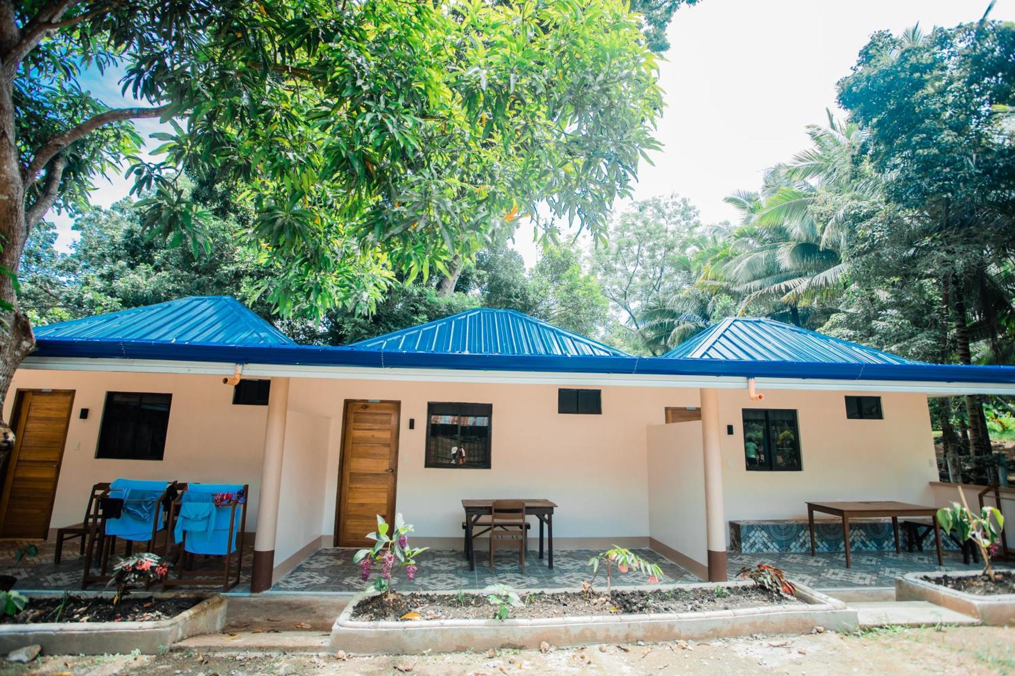 Durhan White Beach Resort Powered By Cocotel Tabuelan Exteriér fotografie